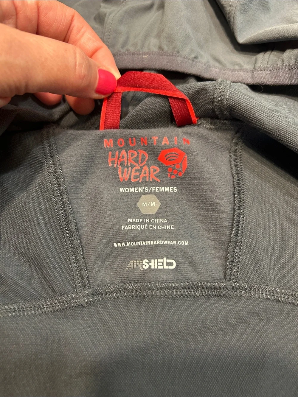 Mountain Hardwear lightweight water